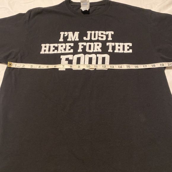 BLACK & WHITE I'M JUST HERE FOR THE FOOD MENS T-SHIRT SIZE LARGE GRAPHIC TEE FUN - Picture 9 of 13